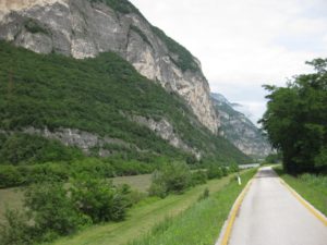 Het mooie fietspad door de Adige vallei