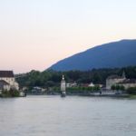 Seyssel met een mooie brug over de Rhône