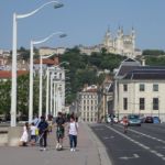 De Notre Dame de Fourvière vanaf de rivier gezien