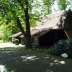 Oude schuur waar vroeger loslopend vee werd gestald.