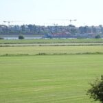 Terugblik op de Rhein promenade van Emmerich.