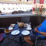 Ontbijt bij de plaatselijke bakker