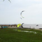 Kitesurfers(2)