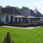 Het café in Schipborg bij de Drentse Aa.